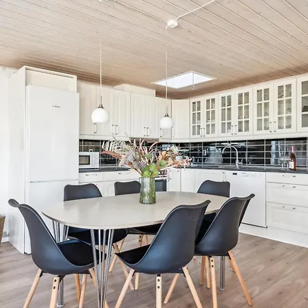 Tatil Evi In With 3 Bedrooms And Internet