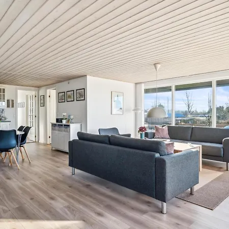 In With 3 Bedrooms And Internet Tatil Evi